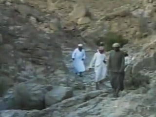 جنية تخطف شابا عمانيا في مغارة جبلية